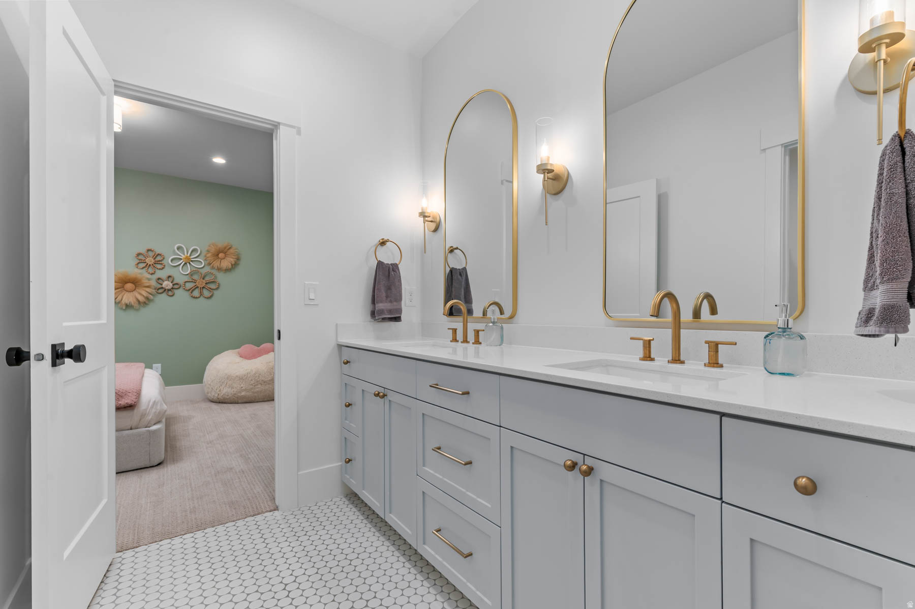 PIONEER HEIGHTS - Residential