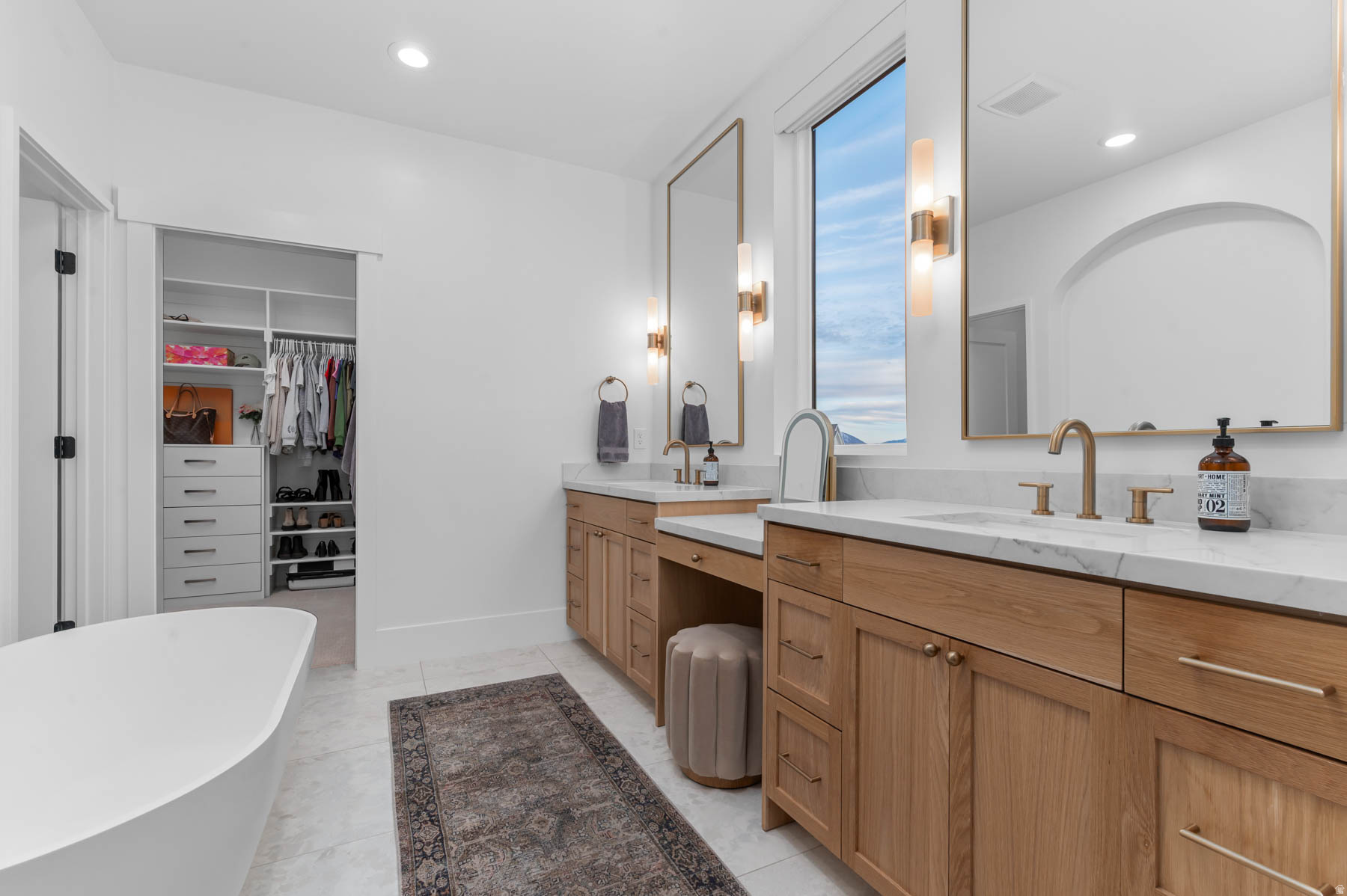 PIONEER HEIGHTS - Residential