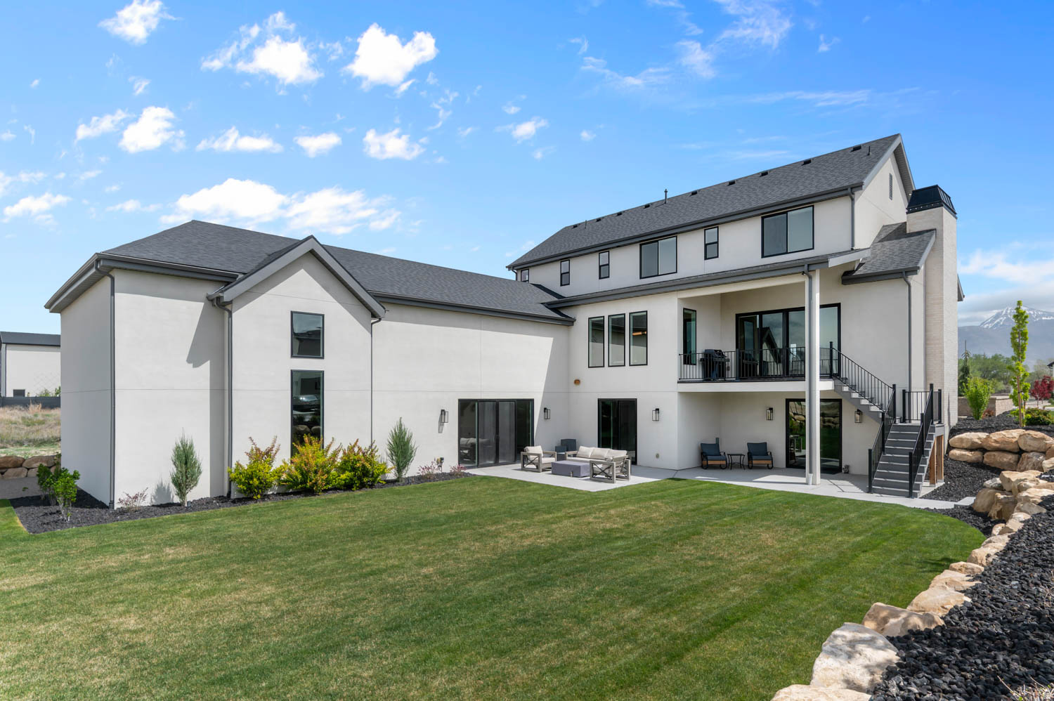 PIONEER HEIGHTS - Residential