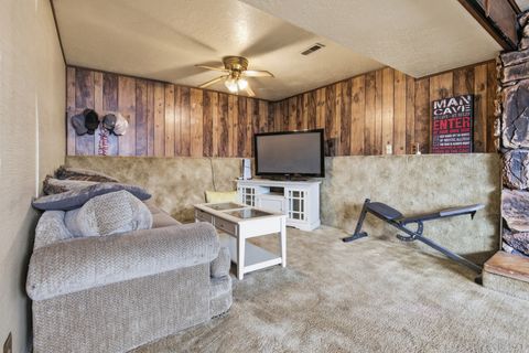 Tiny photo for 1871 N 1225 W, Clinton, UT 84015 (MLS # 2137296)