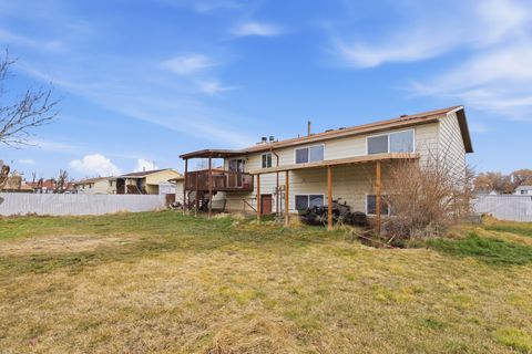 Tiny photo for 1871 N 1225 W, Clinton, UT 84015 (MLS # 2137296)