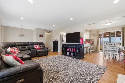 Tiny photo for 1871 N 1225 W, Clinton, UT 84015 (MLS # 2137296)