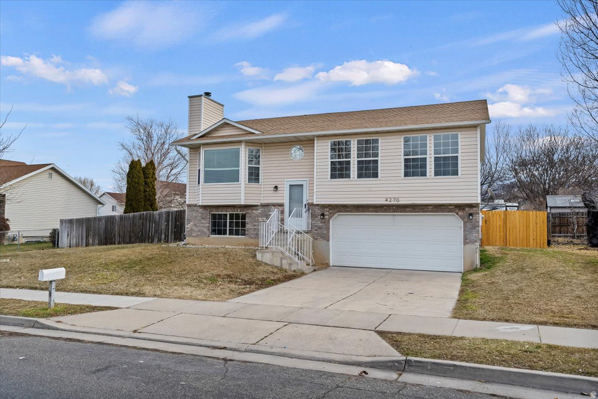 MIDLAND FARMS - Residential