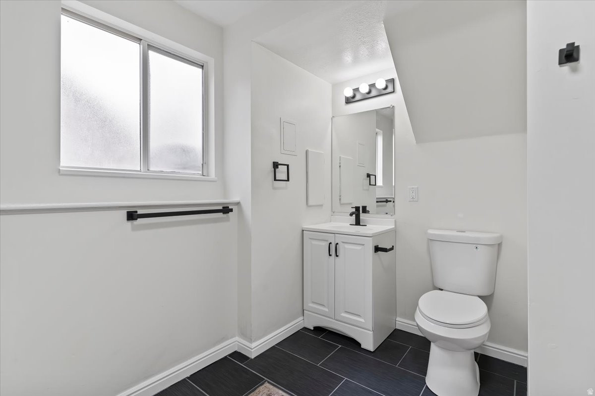 MIDLAND FARMS - Residential