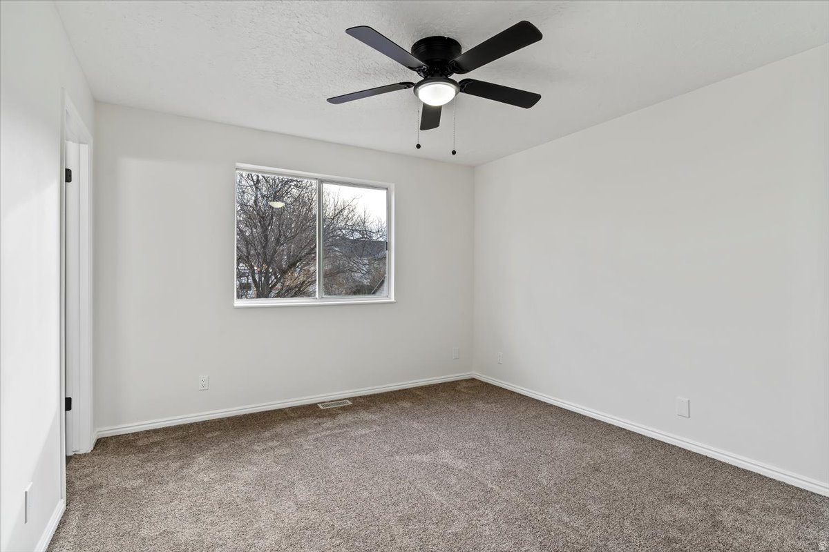 MIDLAND FARMS - Residential