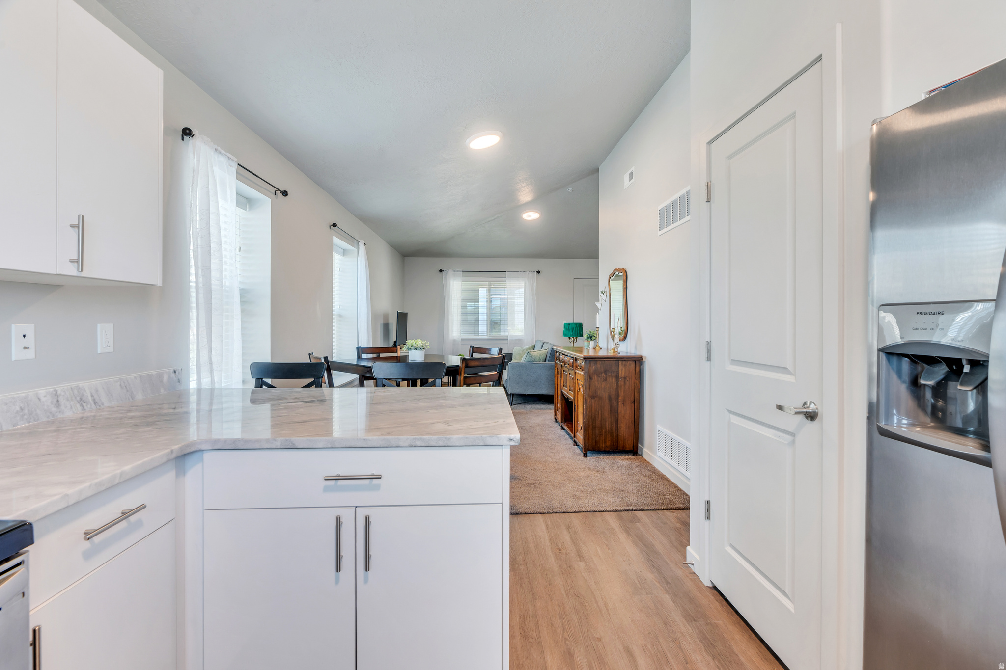 SPRING CREEK - Residential