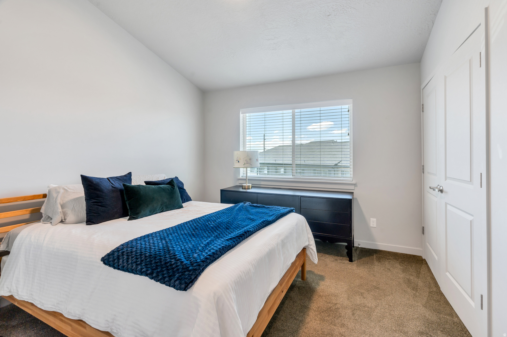 SPRING CREEK - Residential