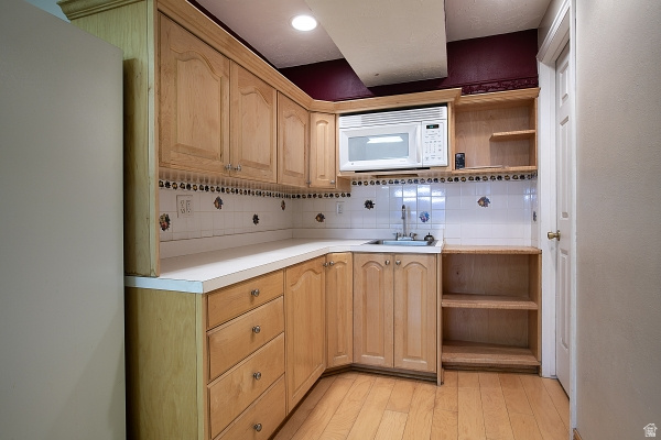 SPRING HOLLOW AT BATEMAN FARM - Residential