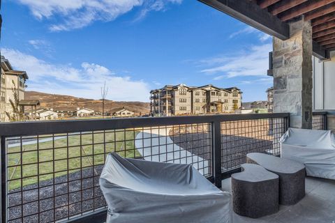 Tiny photo for 1134 W HELLING CIR #6-101, Heber City, UT 84032 (MLS # 2121603)