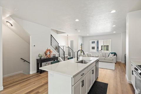 Tiny photo for 468 S 740 W, American Fork, UT 84003 (MLS # 2113895)