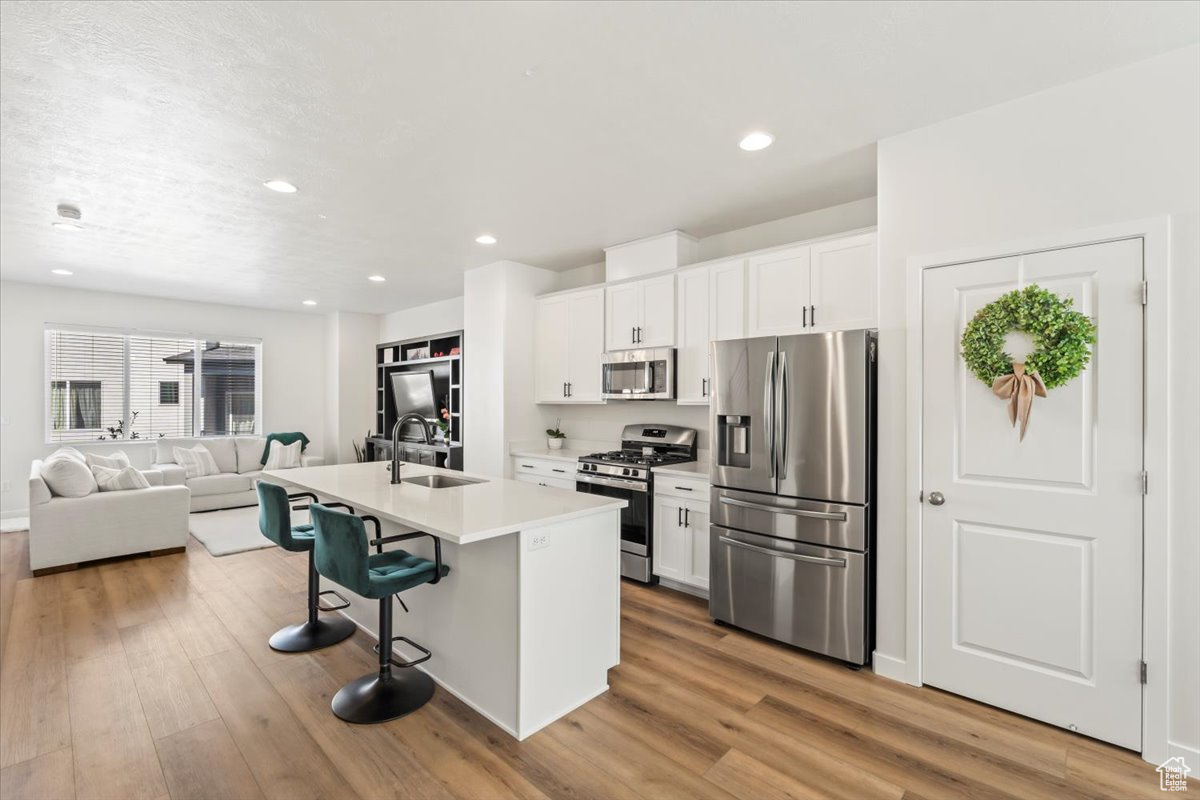 MEADOWBROOK - Residential