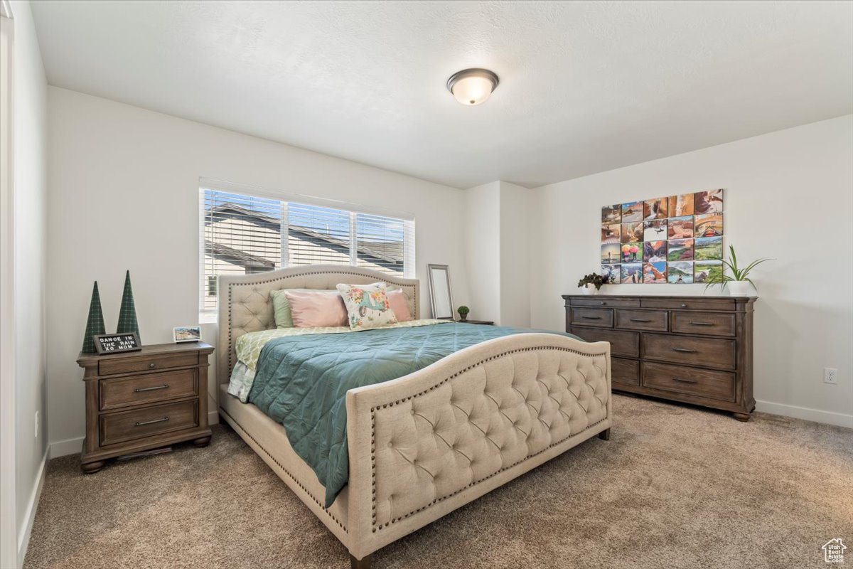 MEADOWBROOK - Residential