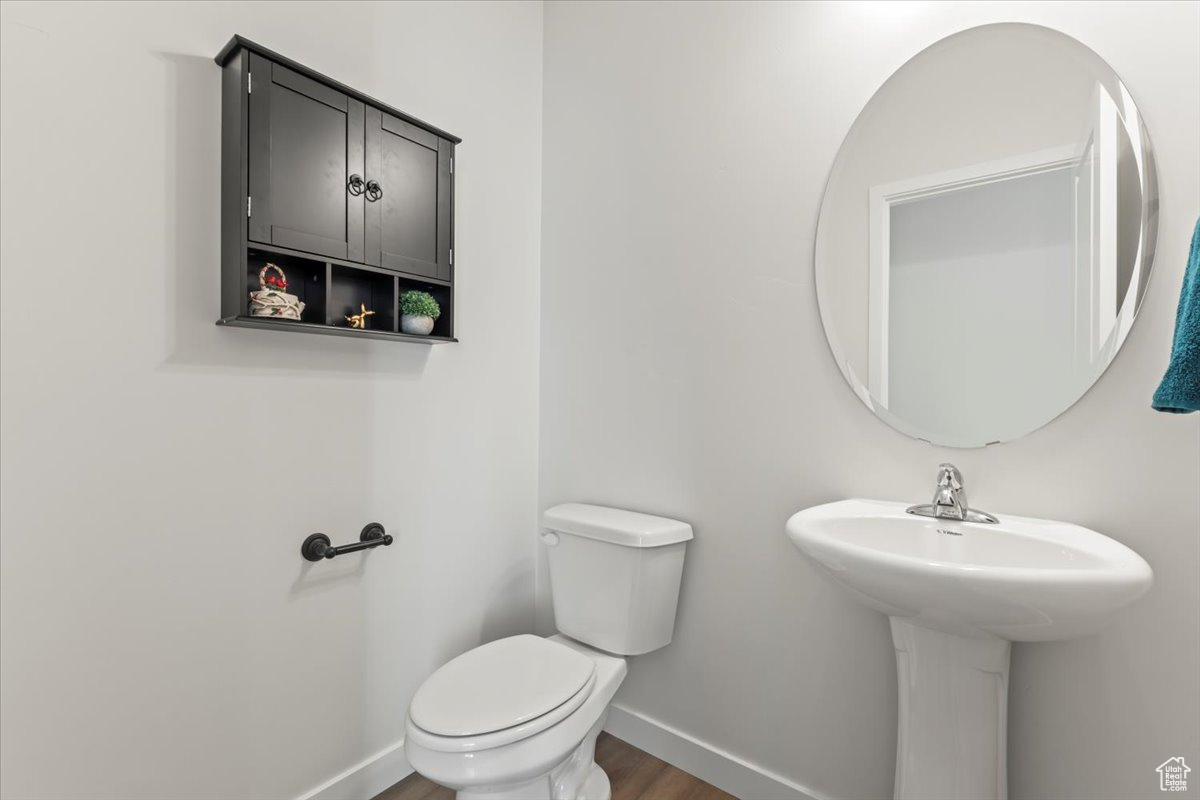 MEADOWBROOK - Residential