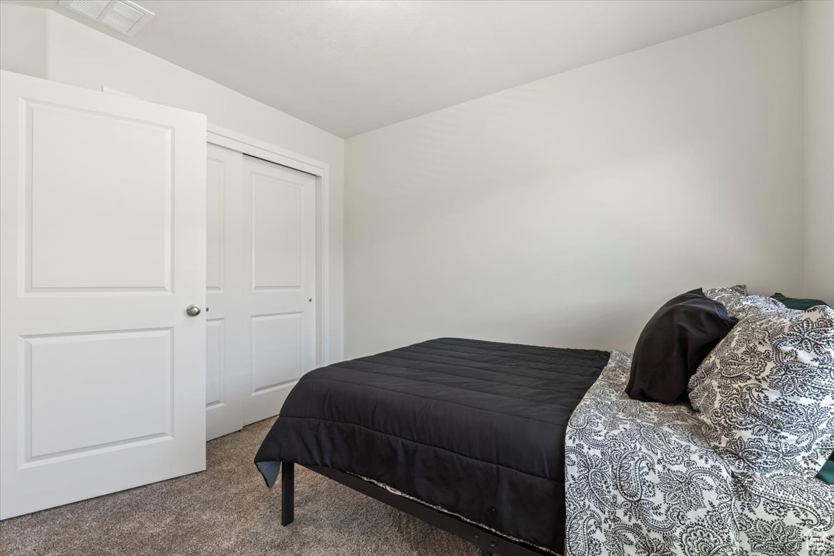 MEADOWBROOK - Residential