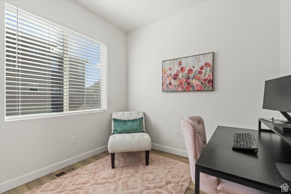 MEADOWBROOK - Residential