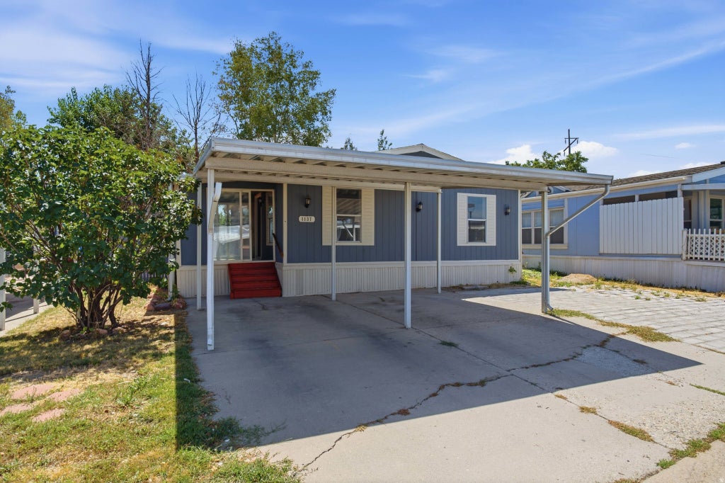 Photo of 1137 W SIERRA VISTA ST S #205, West Valley City, UT 84119 (MLS # 2180216)