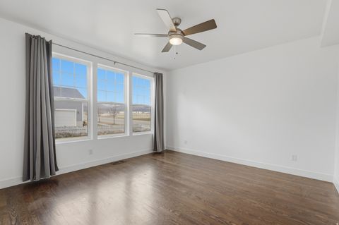 Tiny photo for 10328 S YELLOW KNIFE WAY, South Jordan, UT 84009 (MLS # 2141648)