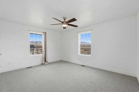 Tiny photo for 10328 S YELLOW KNIFE WAY, South Jordan, UT 84009 (MLS # 2141648)