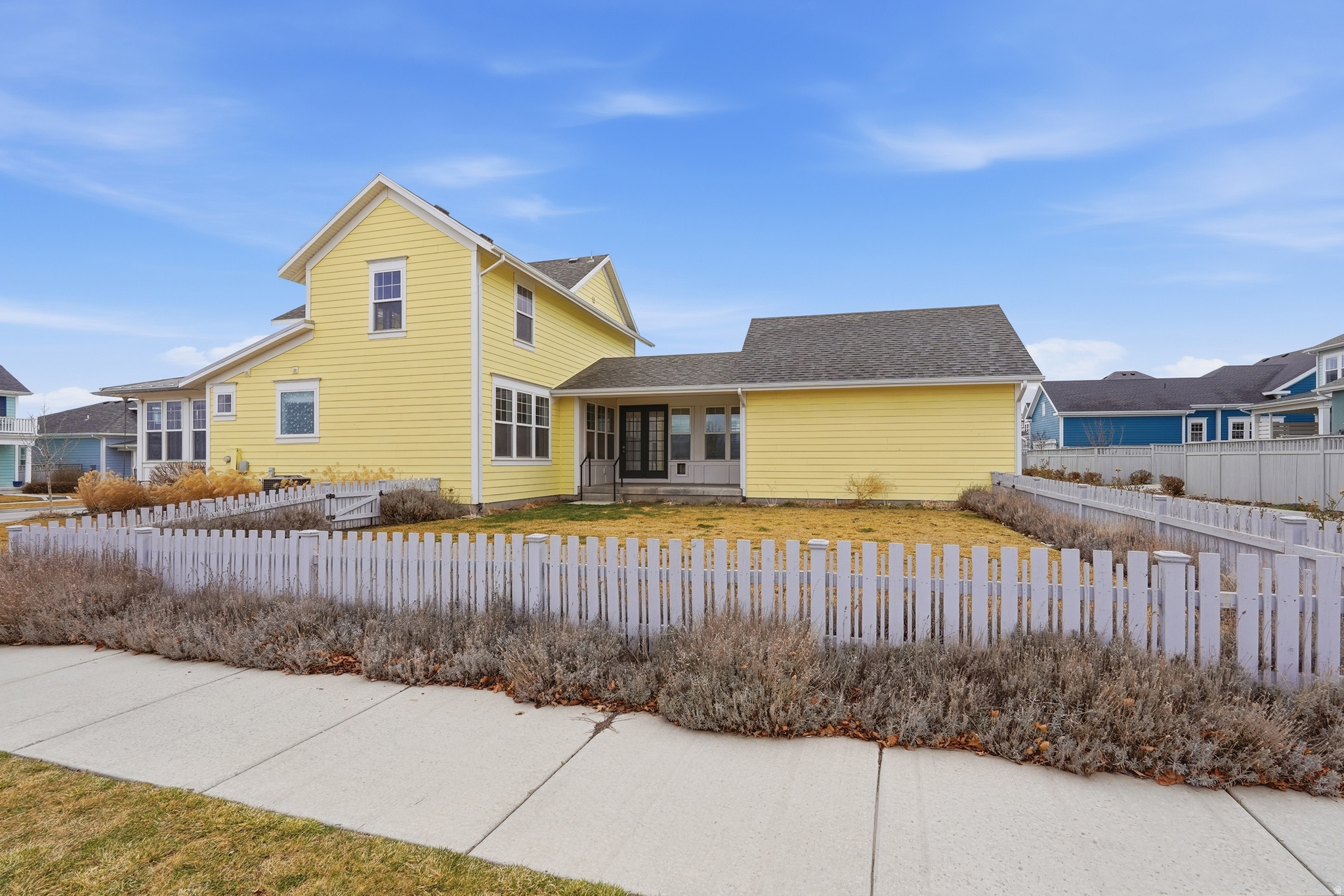 DAYBREAK - Residential