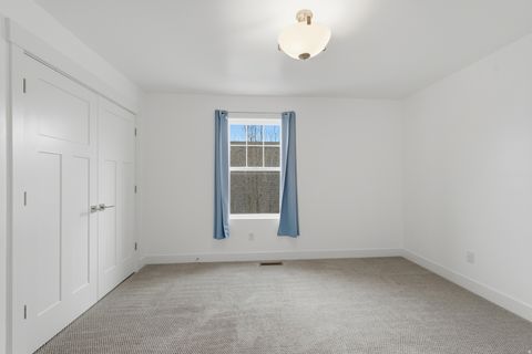 Tiny photo for 10328 S YELLOW KNIFE WAY, South Jordan, UT 84009 (MLS # 2141648)