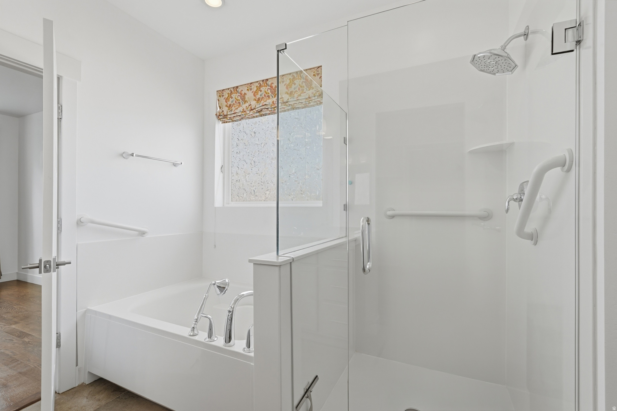 DAYBREAK - Residential