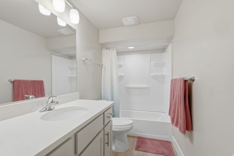 Tiny photo for 10328 S YELLOW KNIFE WAY, South Jordan, UT 84009 (MLS # 2141648)