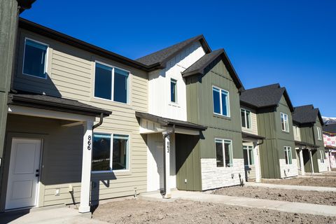 Tiny photo for 862 W ALTURA VISTA LN, Logan, UT 84321 (MLS # 2144909)