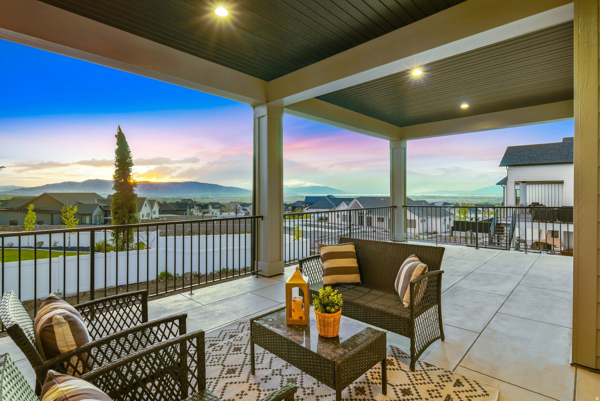 RIDGEVIEW ESTATES - Residential