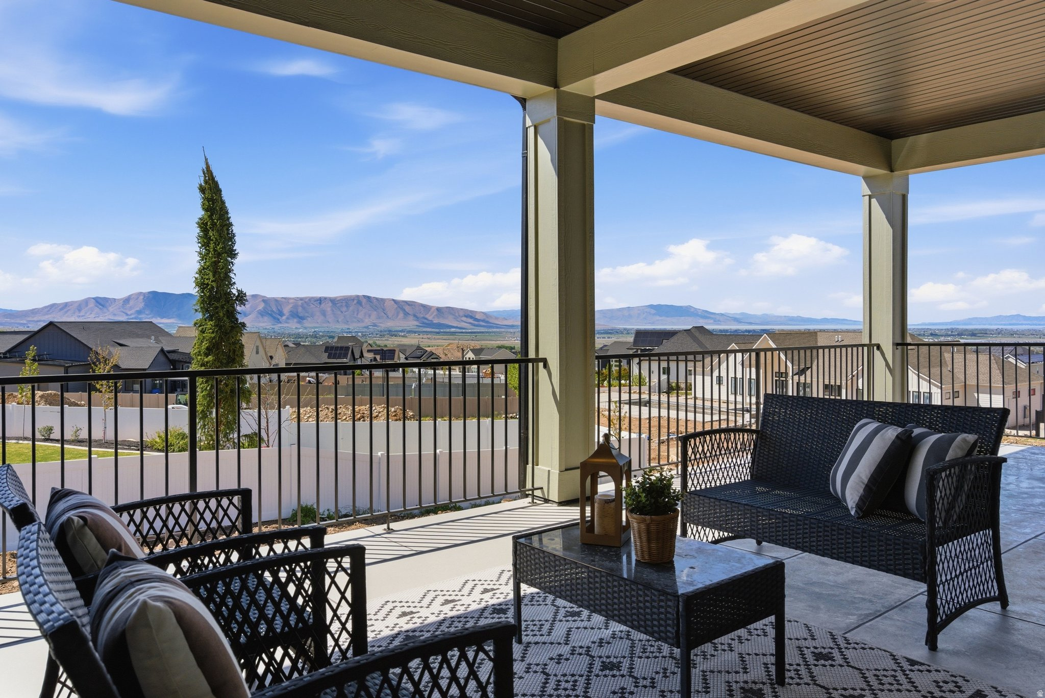 RIDGEVIEW ESTATES - Residential