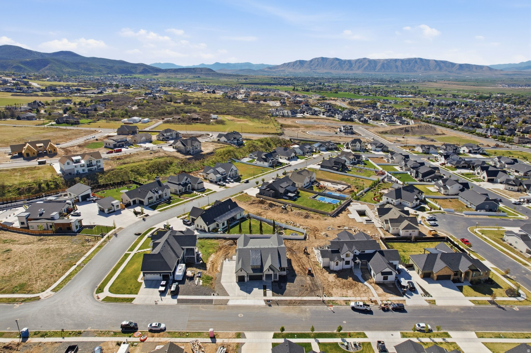 RIDGEVIEW ESTATES - Residential