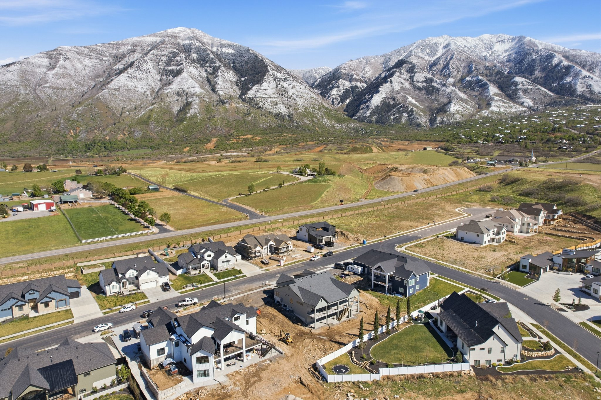 RIDGEVIEW ESTATES - Residential