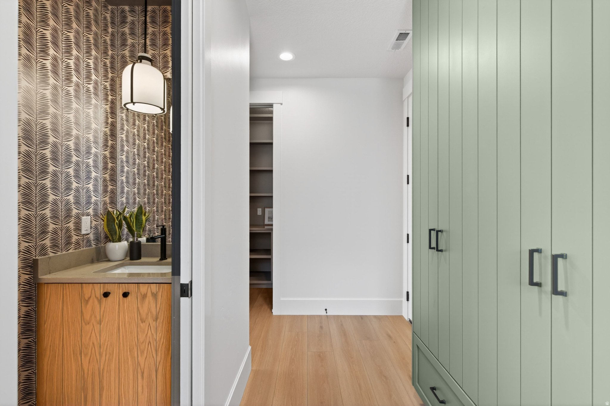 RIDGEVIEW ESTATES - Residential