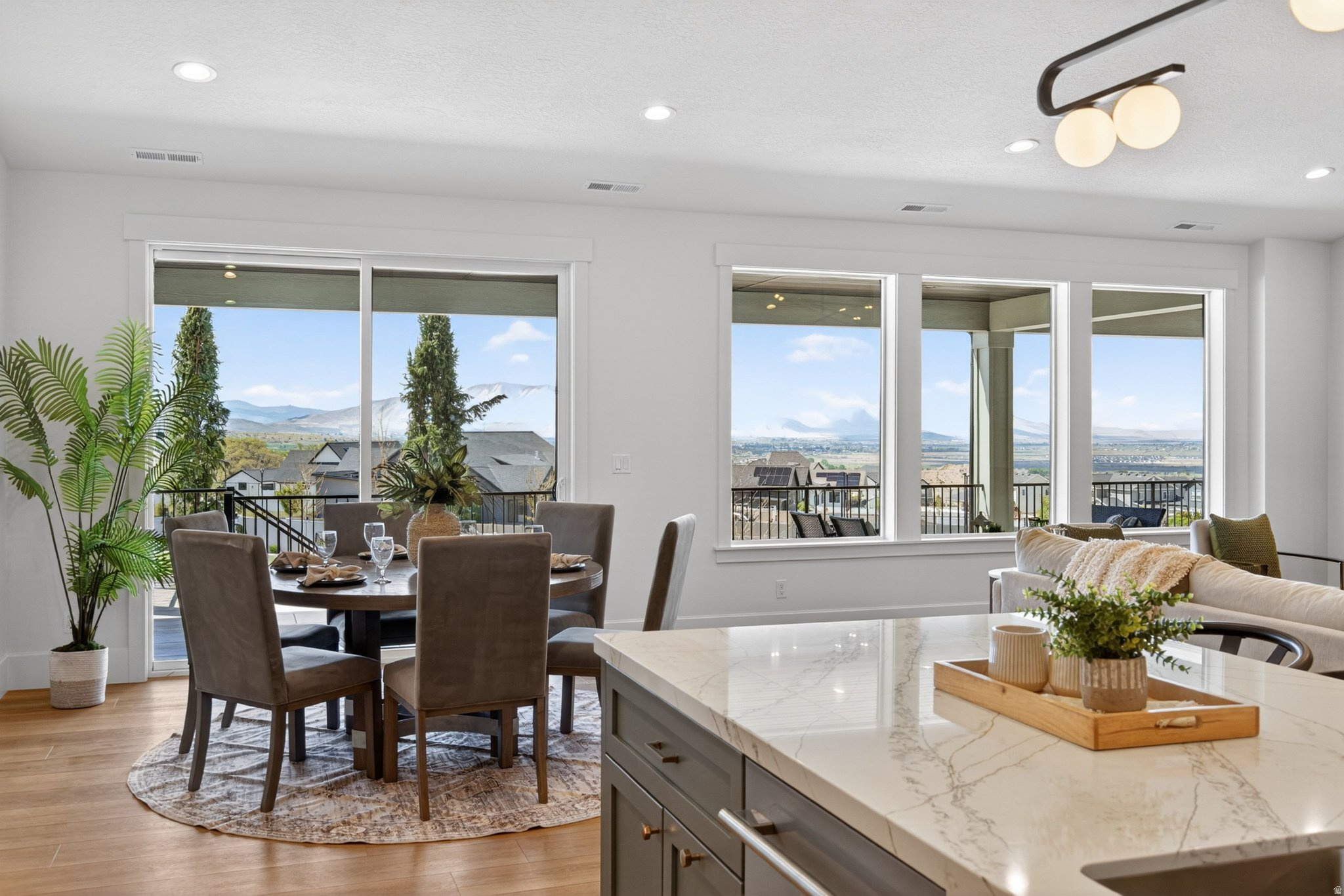 RIDGEVIEW ESTATES - Residential