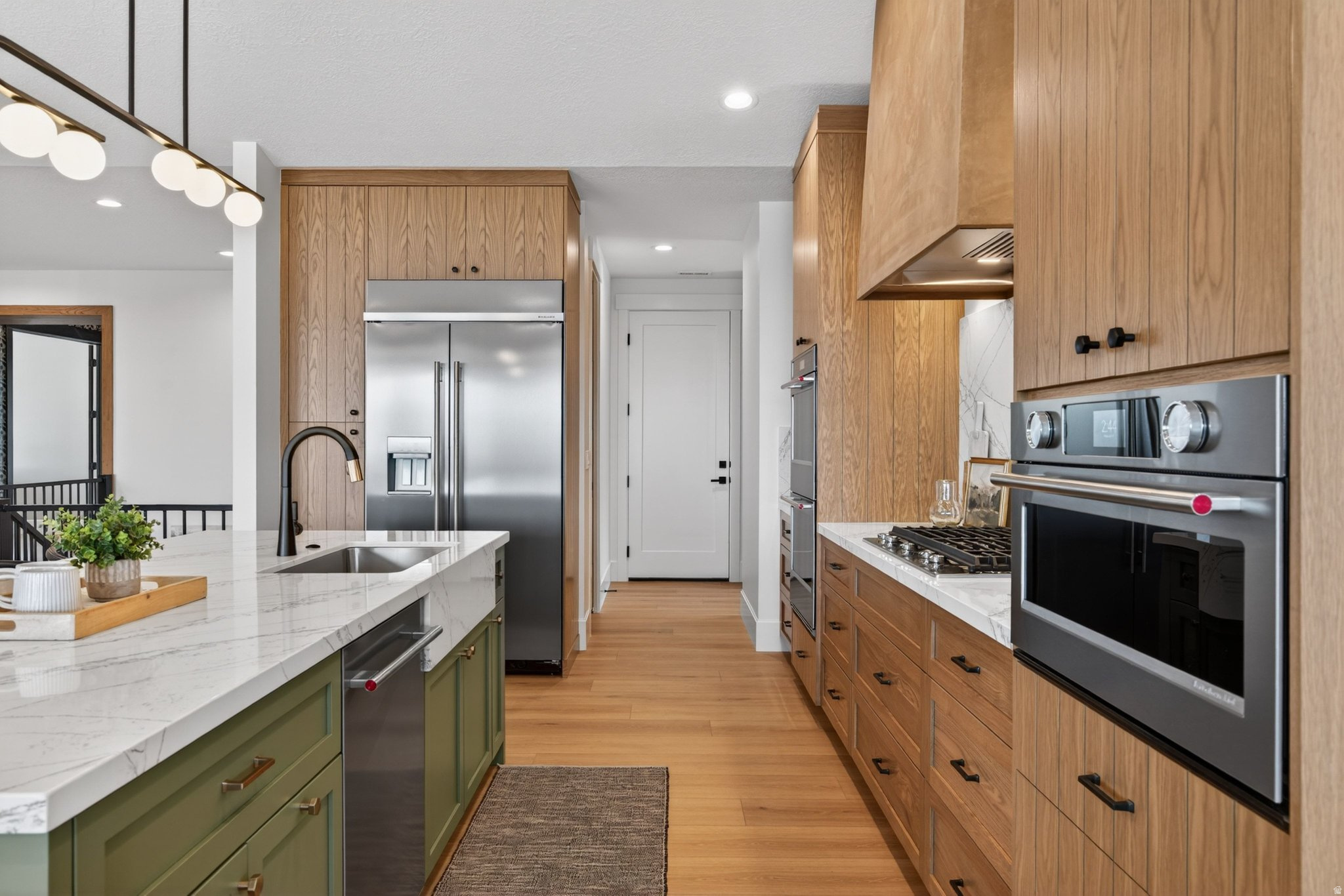 RIDGEVIEW ESTATES - Residential