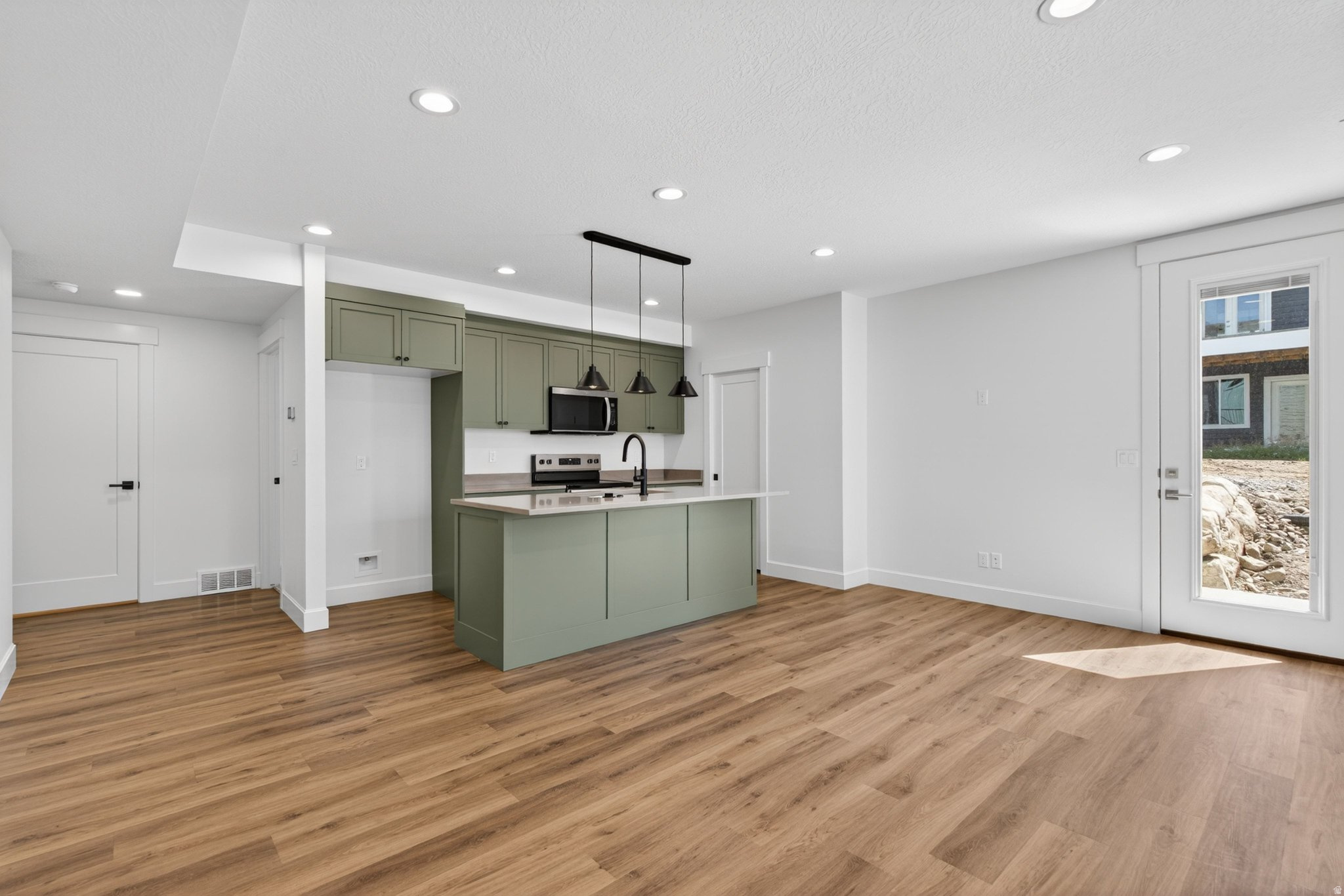 RIDGEVIEW ESTATES - Residential