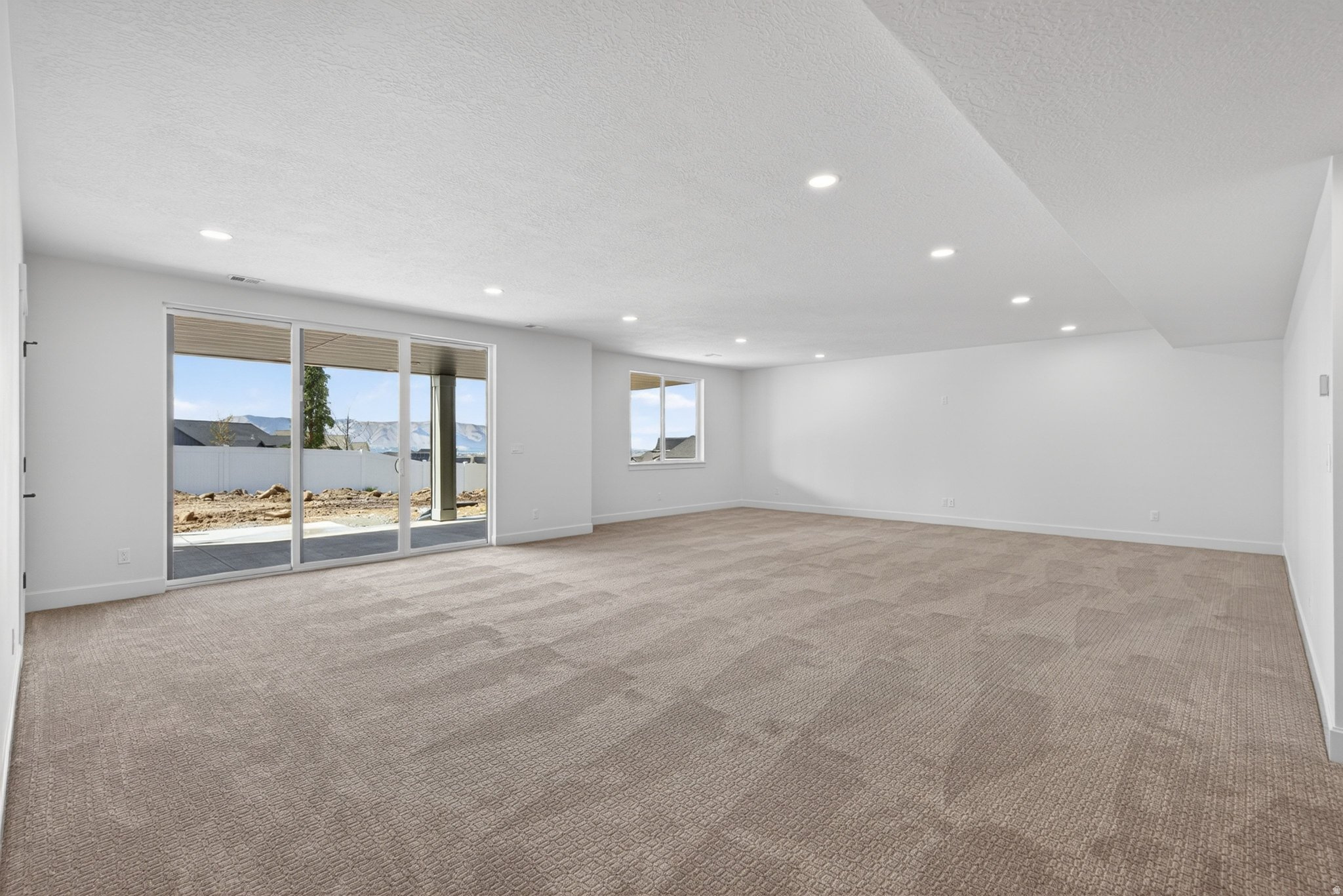 RIDGEVIEW ESTATES - Residential