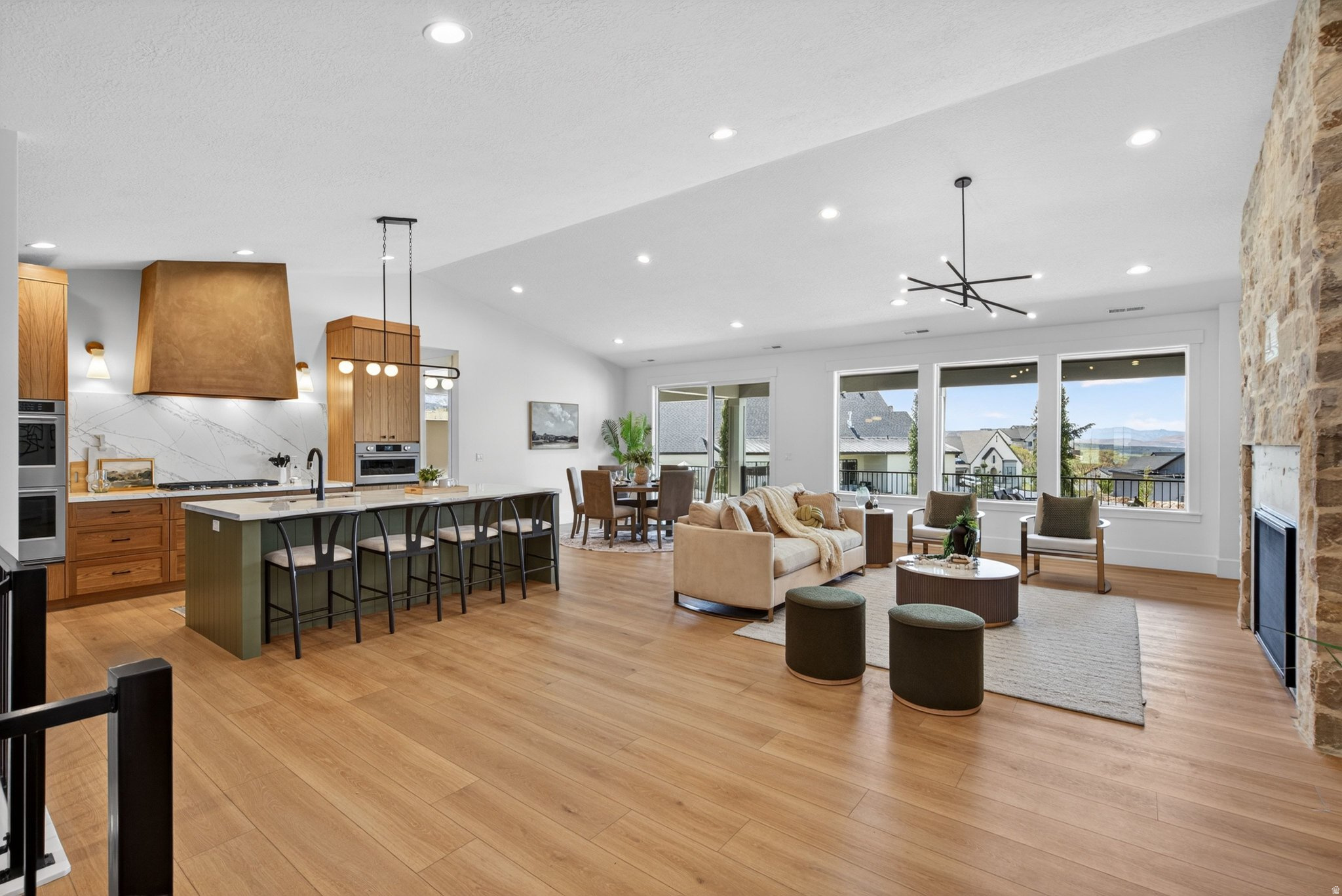 RIDGEVIEW ESTATES - Residential