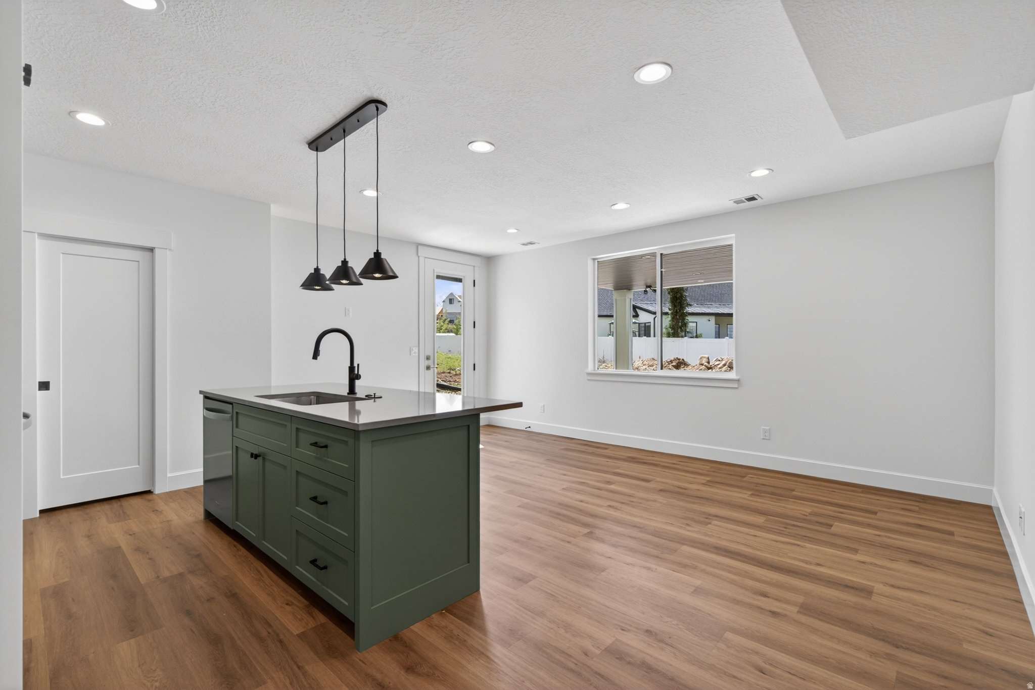 RIDGEVIEW ESTATES - Residential