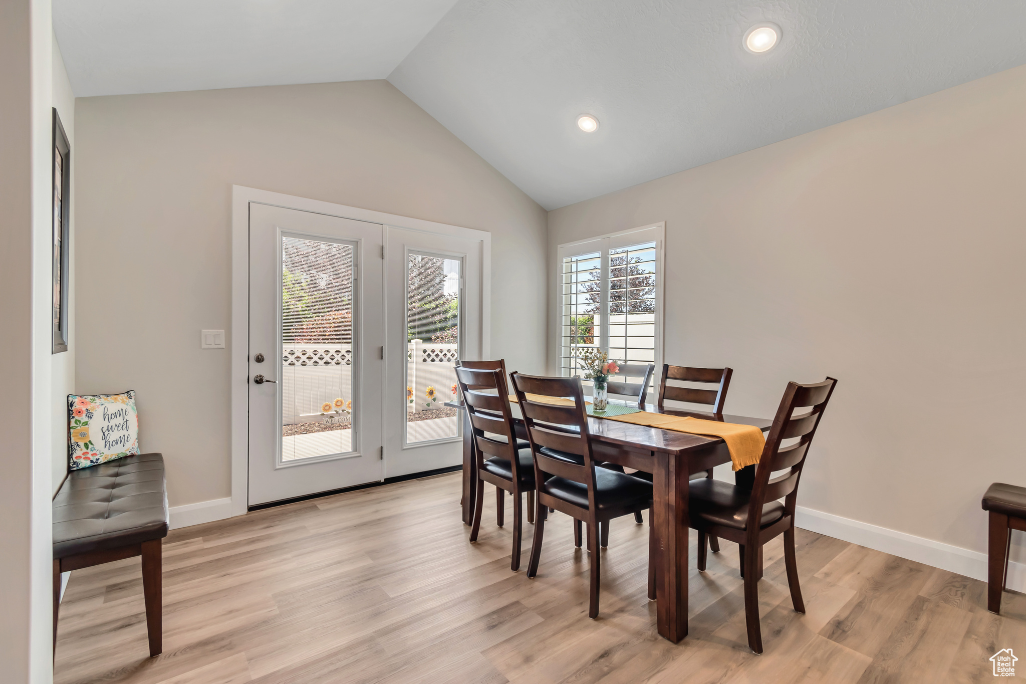 Saratoga Springs, Utah 84045, United States, 3 Bedrooms Bedrooms, ,3 BathroomsBathrooms,Residential,Active,167445