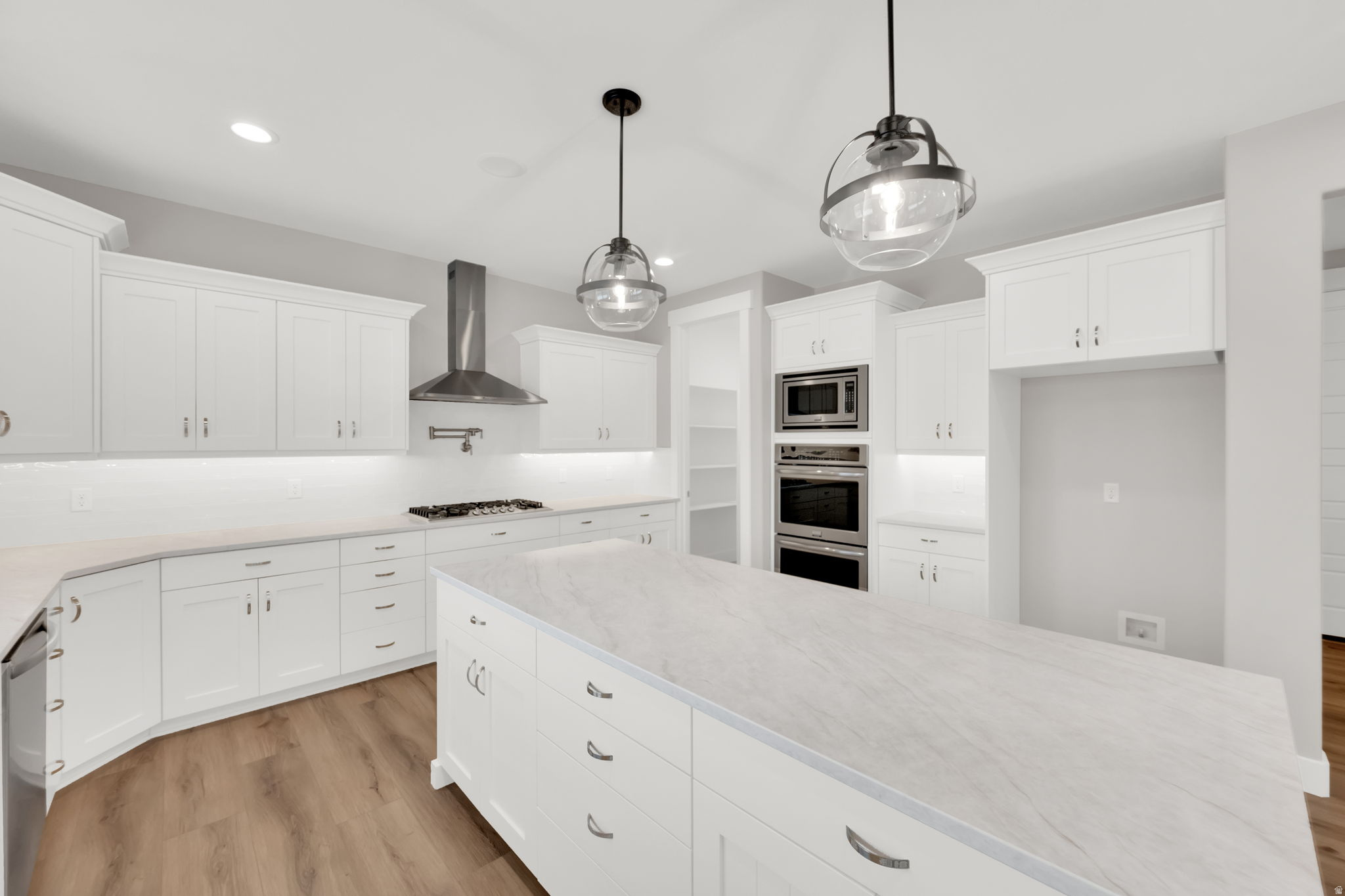 PEARL COVE - Residential