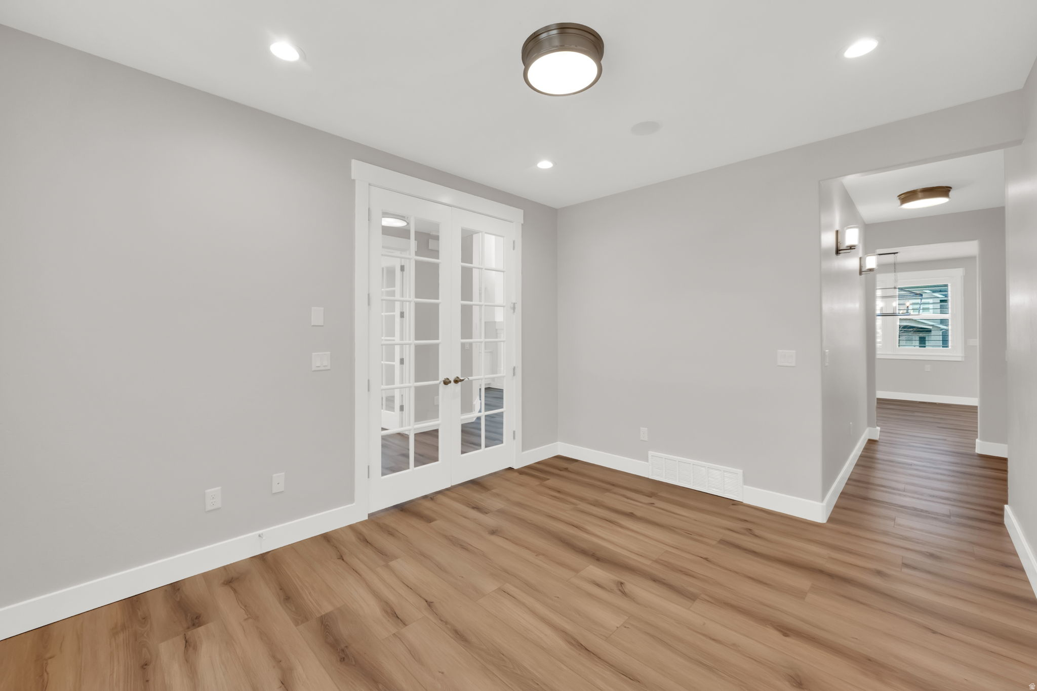 PEARL COVE - Residential