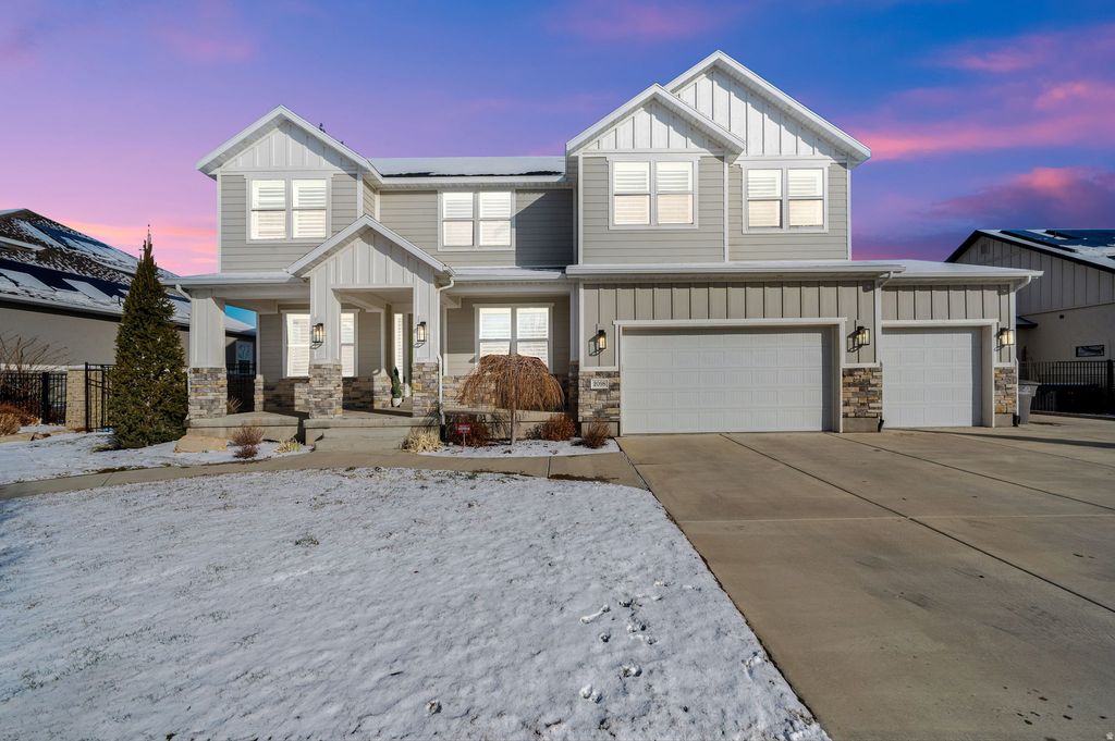 Photo of 2098 W NICHOLAS FARM LN S, South Jordan, UT 84095 (MLS # 2138584)