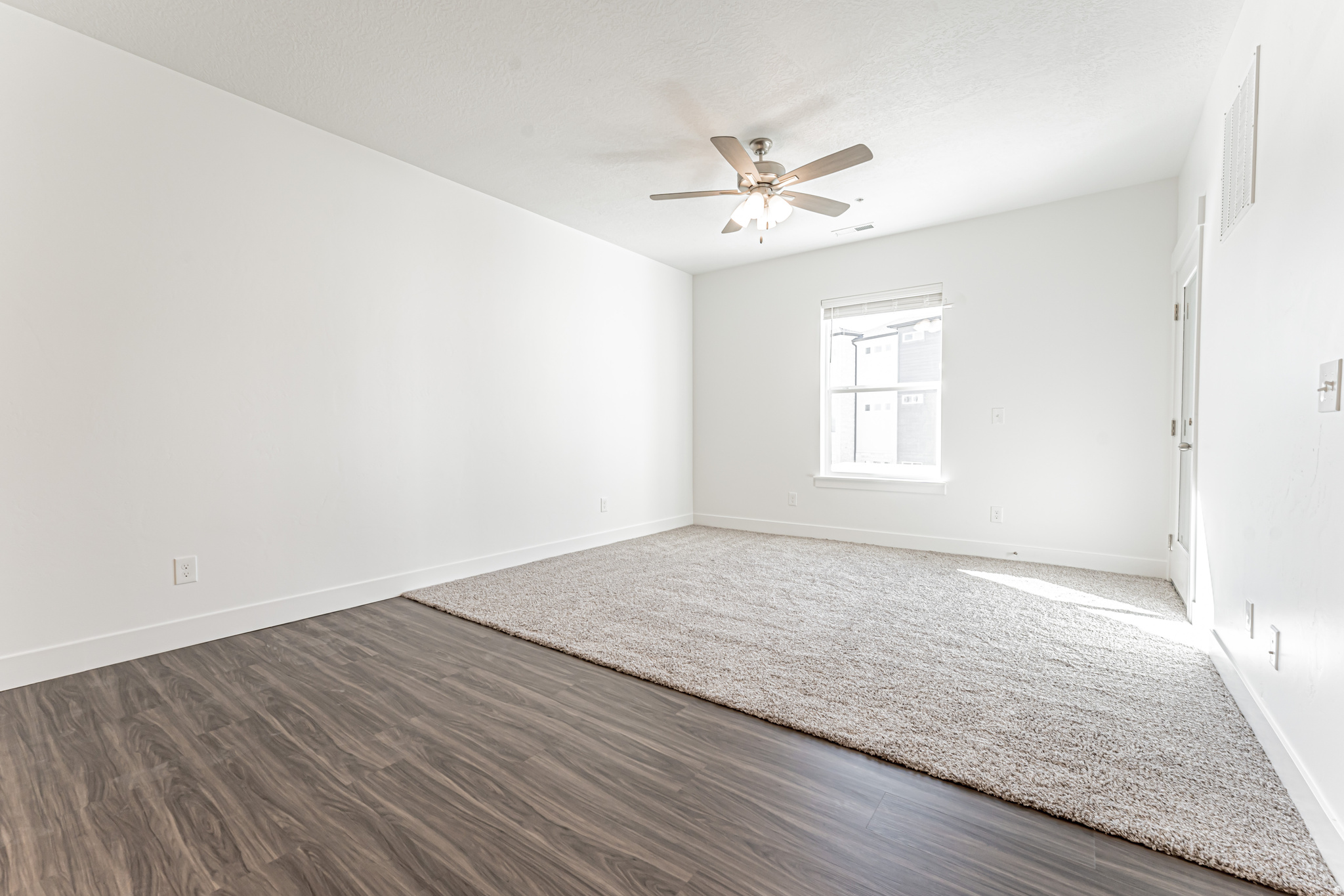 MT. RAINIER - Residential