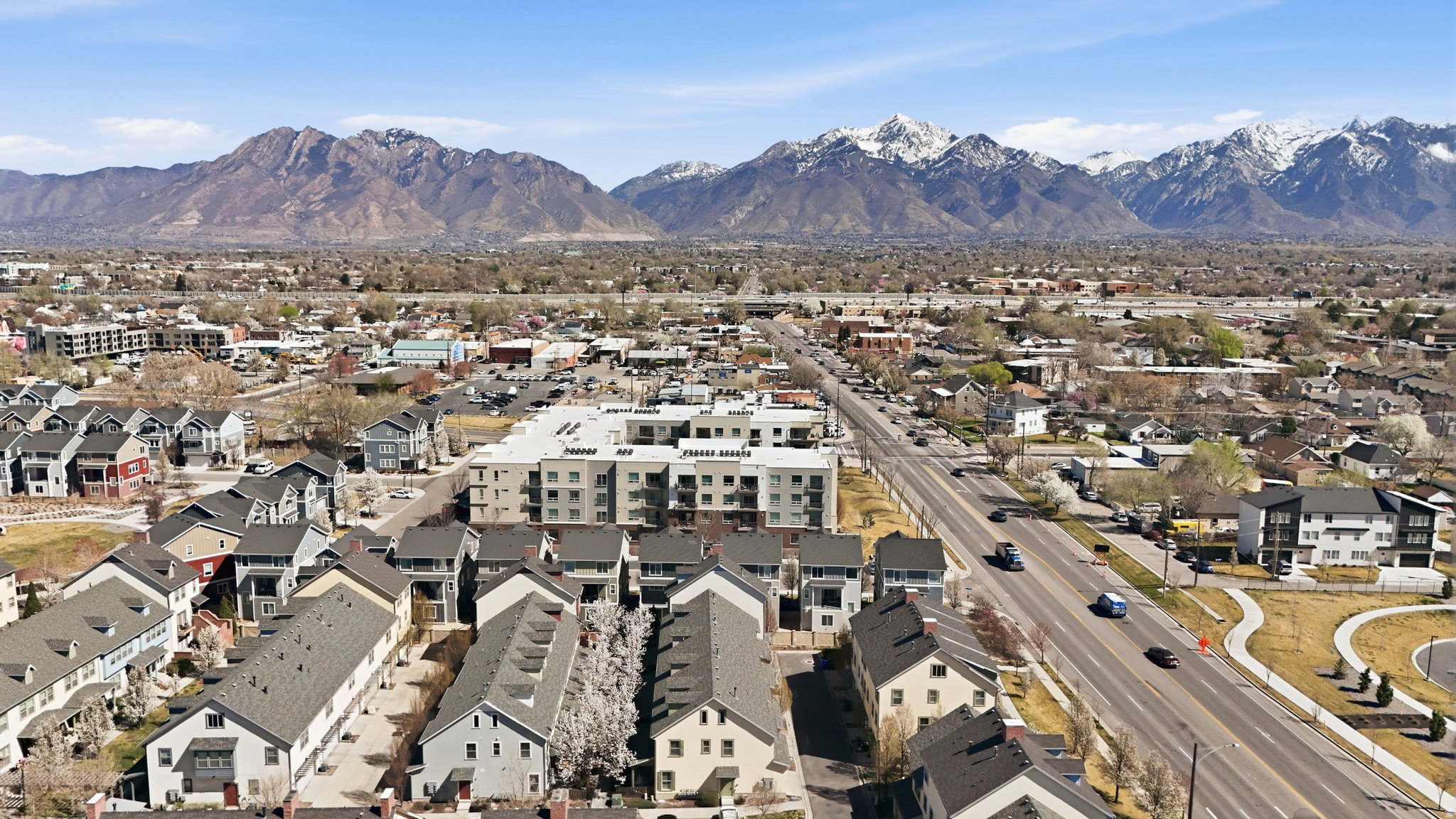 HIGHLAND GARDENS - Residential