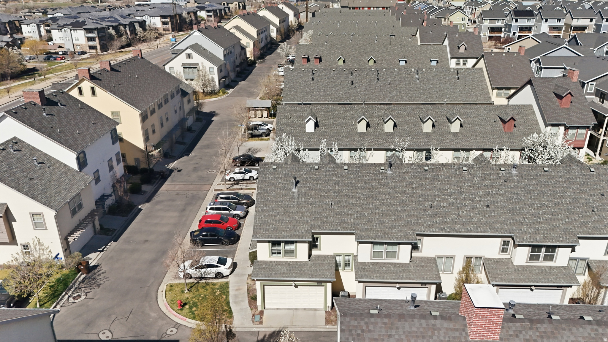 HIGHLAND GARDENS - Residential