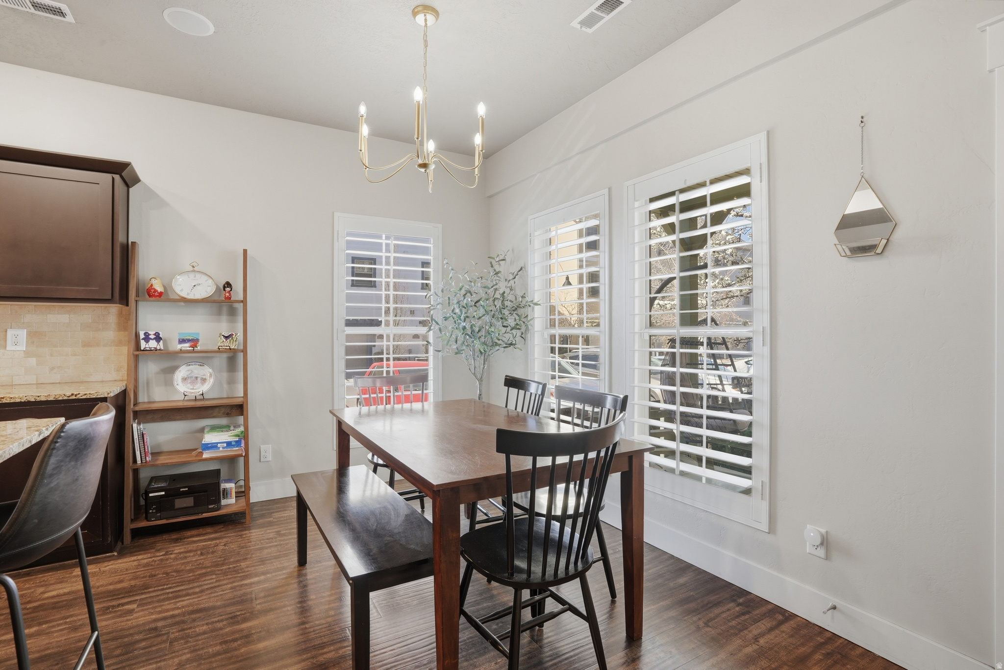 HIGHLAND GARDENS - Residential