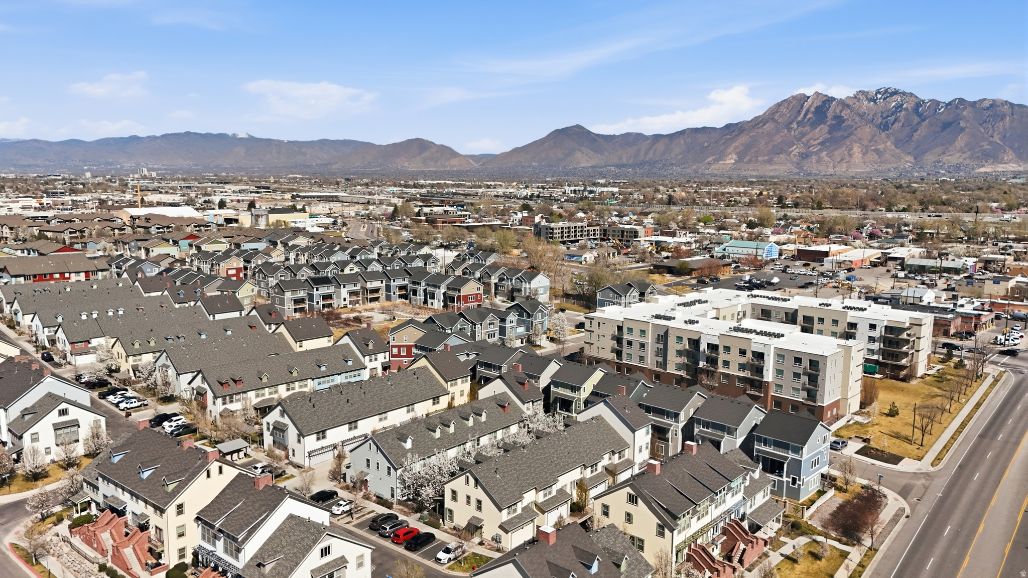 HIGHLAND GARDENS - Residential