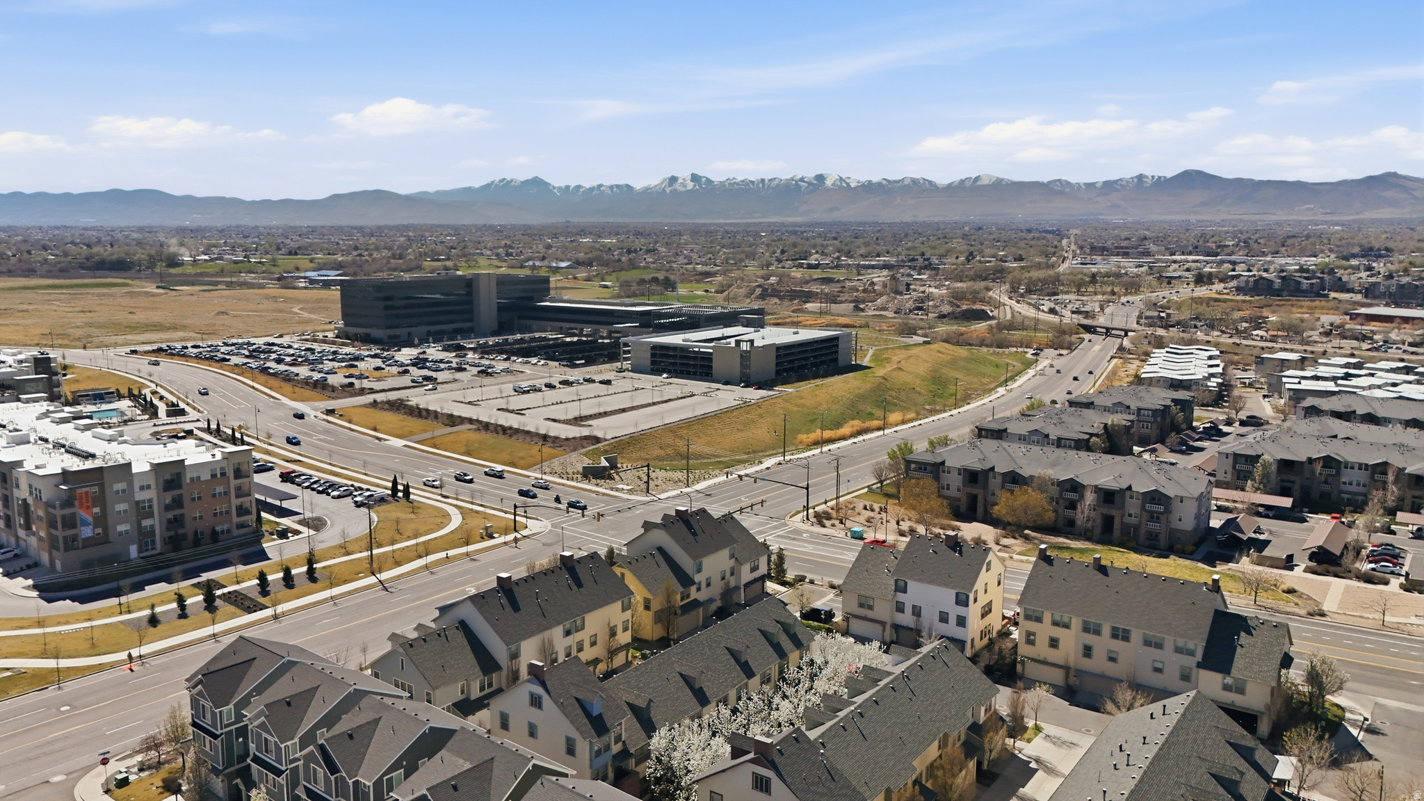 HIGHLAND GARDENS - Residential