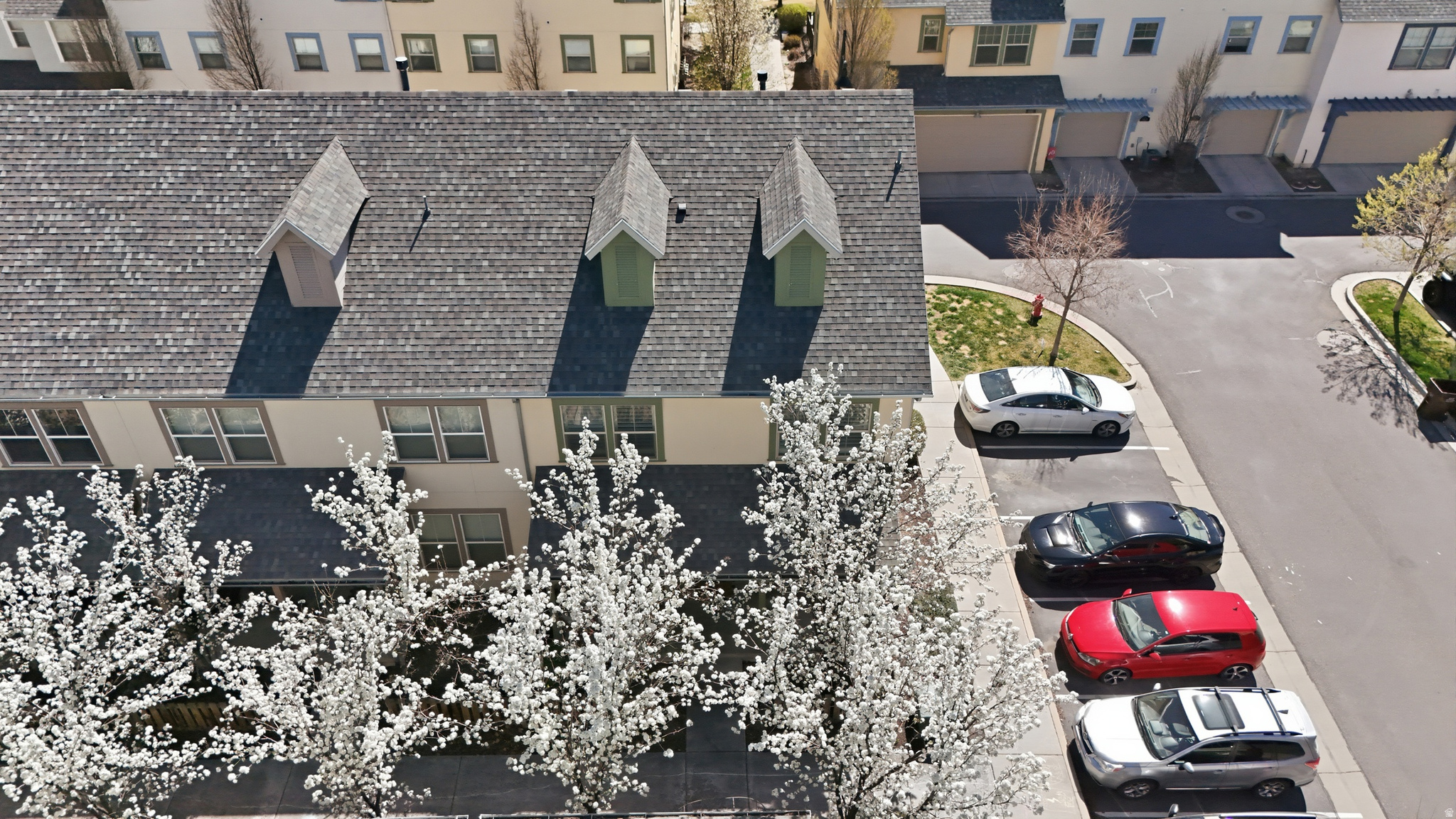 HIGHLAND GARDENS - Residential