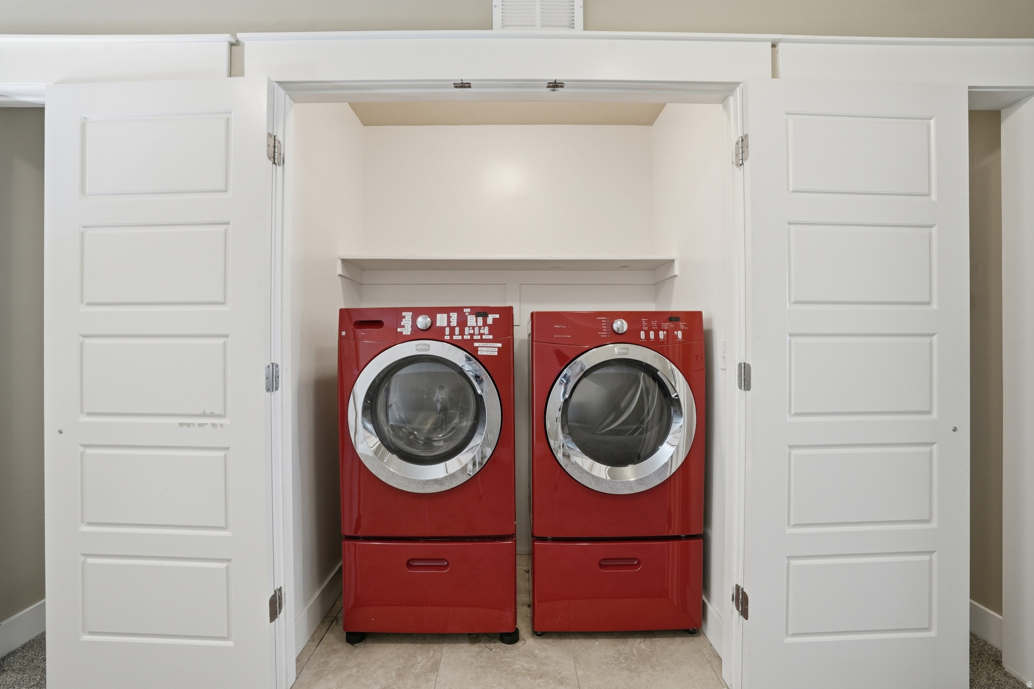 HIGHLAND GARDENS - Residential